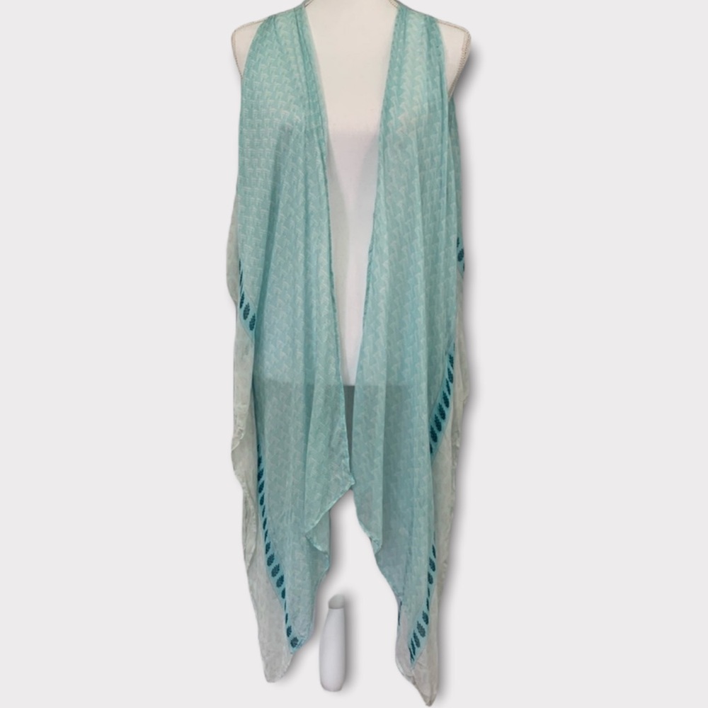 Elizabeth Gillett Cold Shoulder Kimono